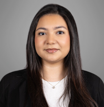 Laritza Ramirez Legal Assistant